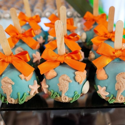 Maçãs do Amor e Pirulitos